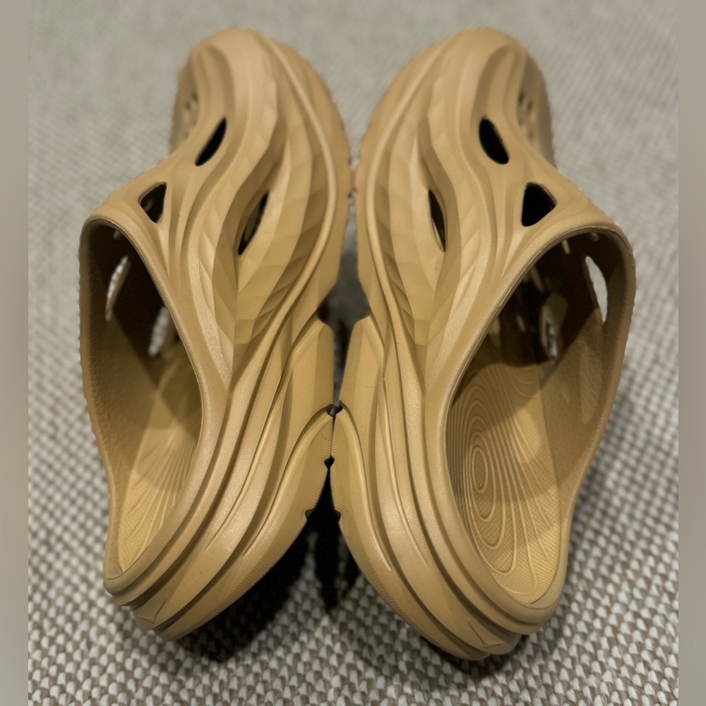 HOKA ONE ONE Ora Recovery Mules - Picture 8 of 16